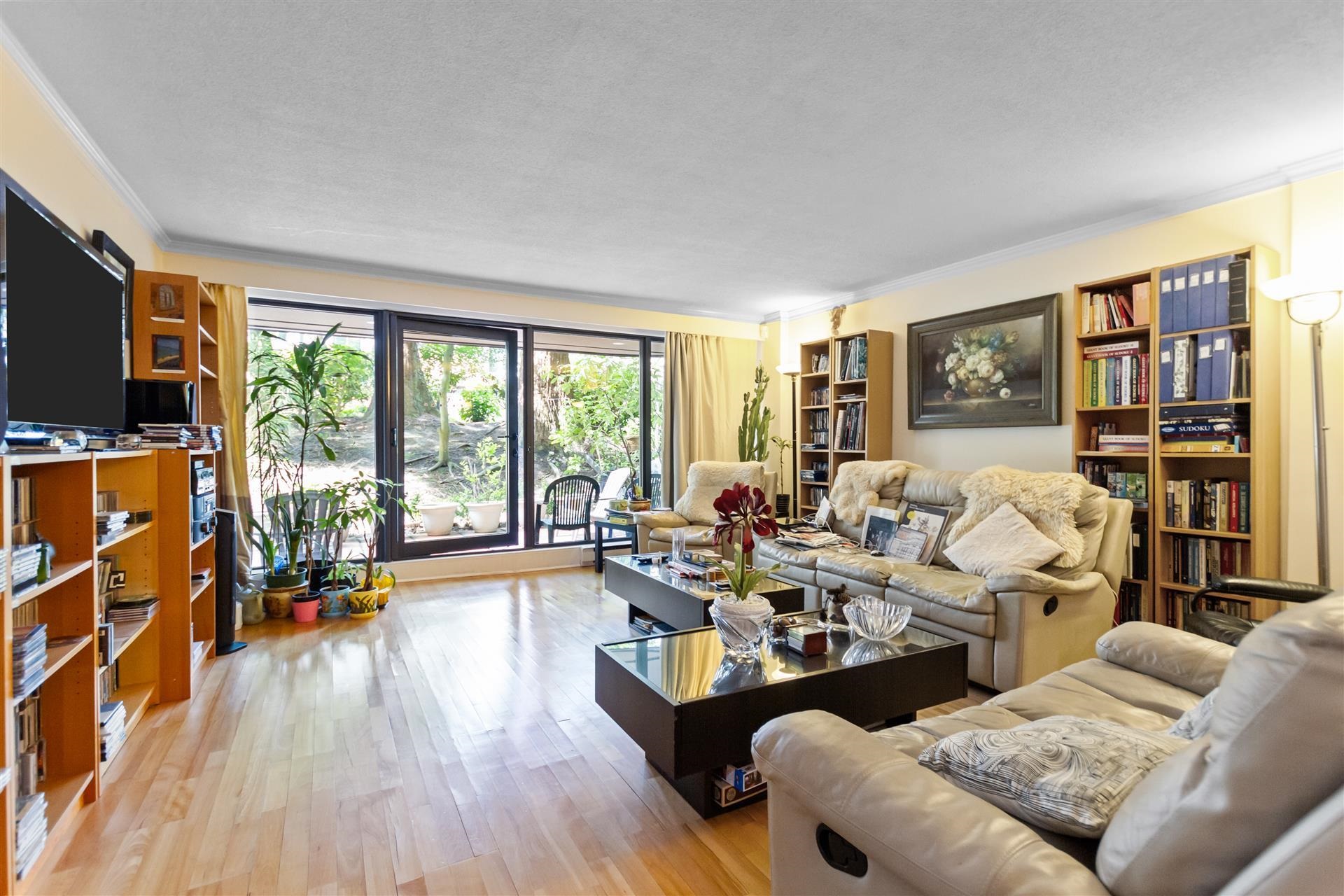 10-1425 Lamey's Mill Road, Vancouver, BC, V6H 3W2