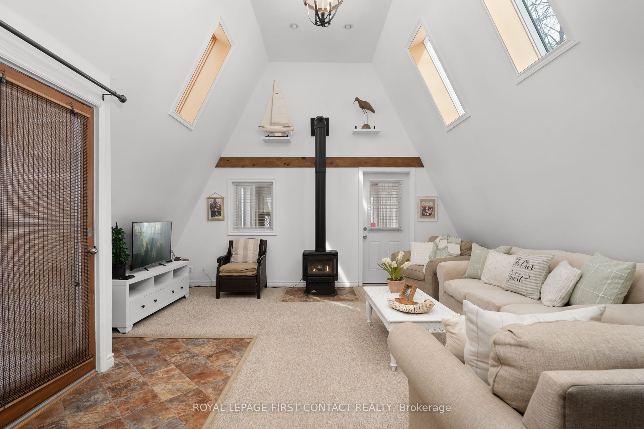 1073 Cedar Beach Road, Bracebridge, ON, P1L 1W8