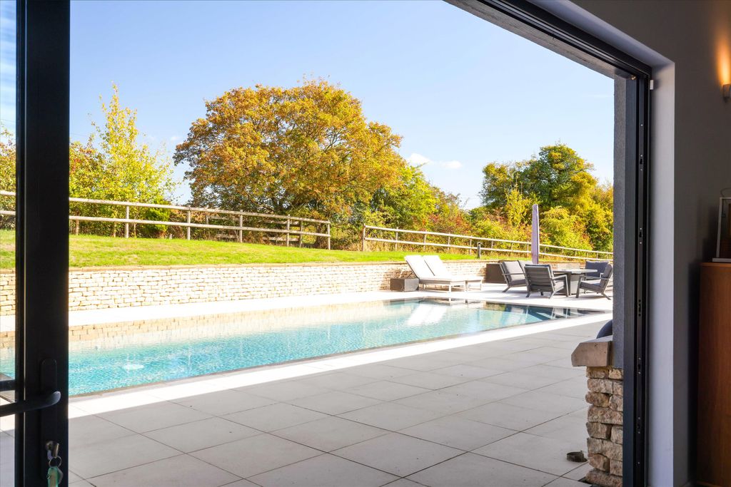 Additional image 10 of 4 bed detached house for saleHyde Lane, Cheltenham, Gloucestershire GL51