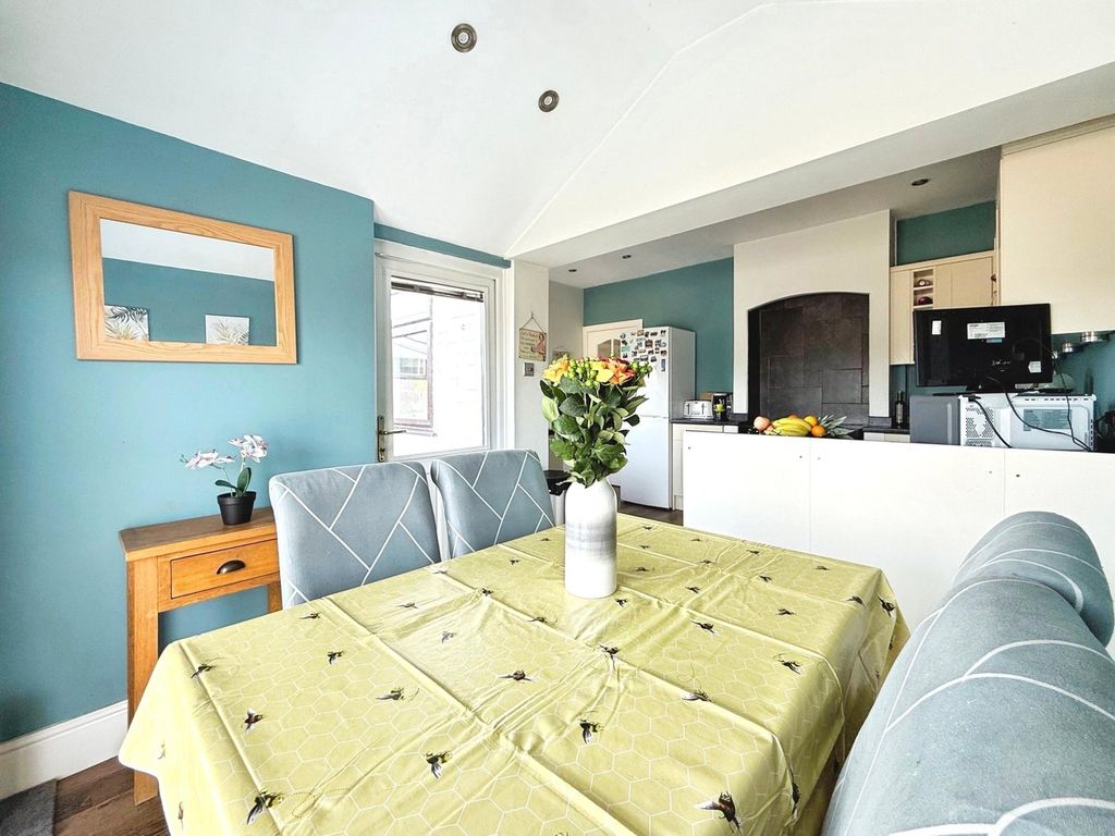 Additional image 9 of 3 bed semi-detached house for saleGwent Place, Abergavenny NP7