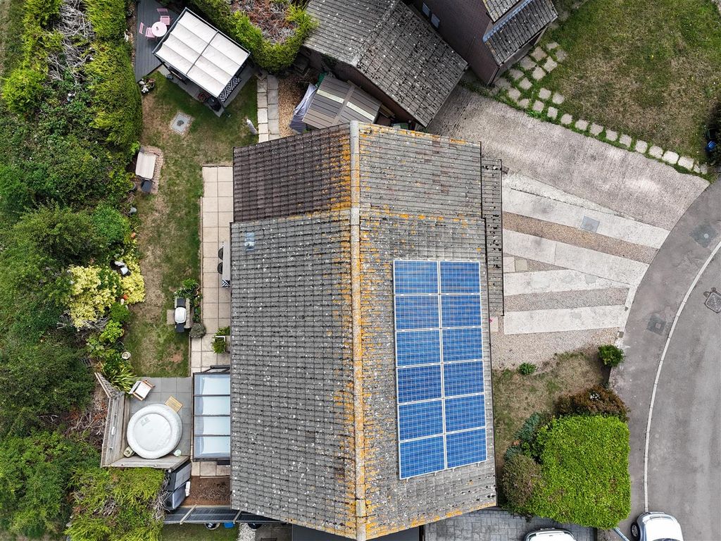 Additional image 25 of 4 bed detached house for saleHolly House, Castle Gardens, Caldicot NP26