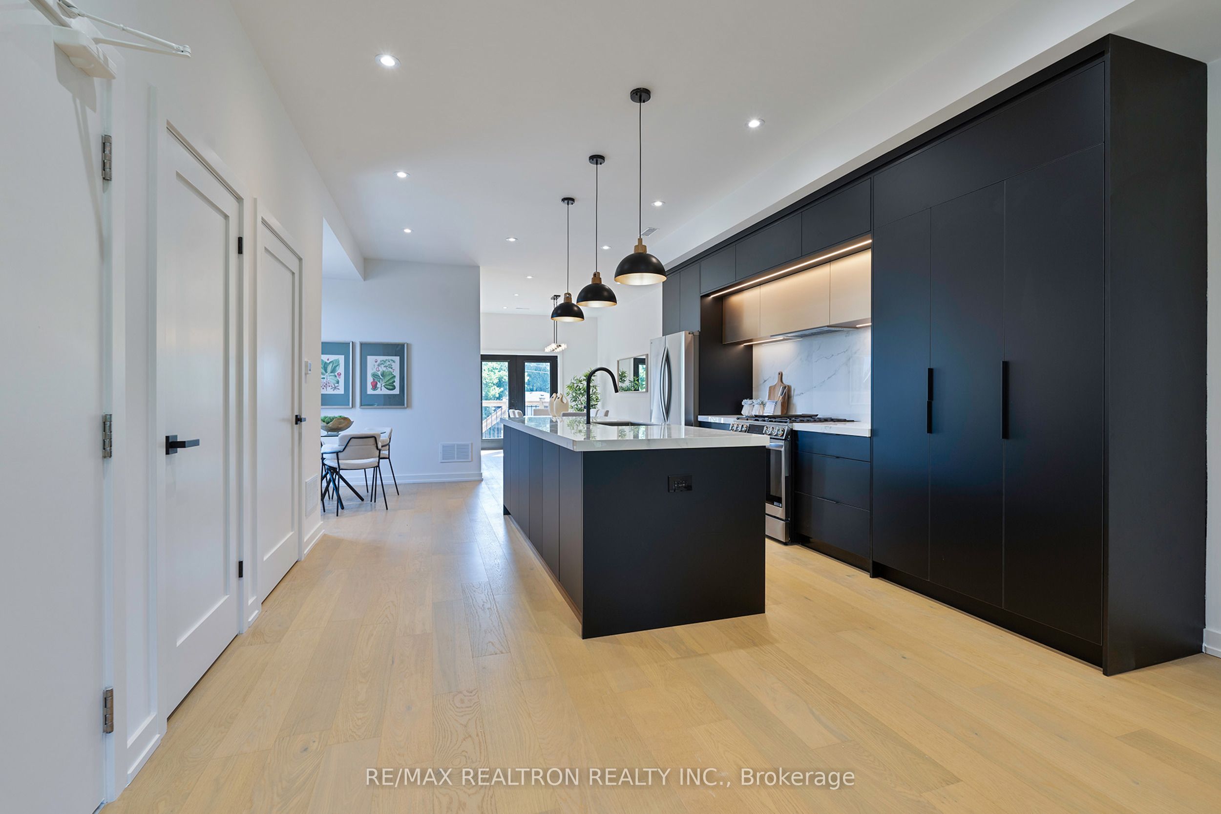 Additional image 4 of 53 Alameda Avenue, Toronto, ON, M6C 3W3