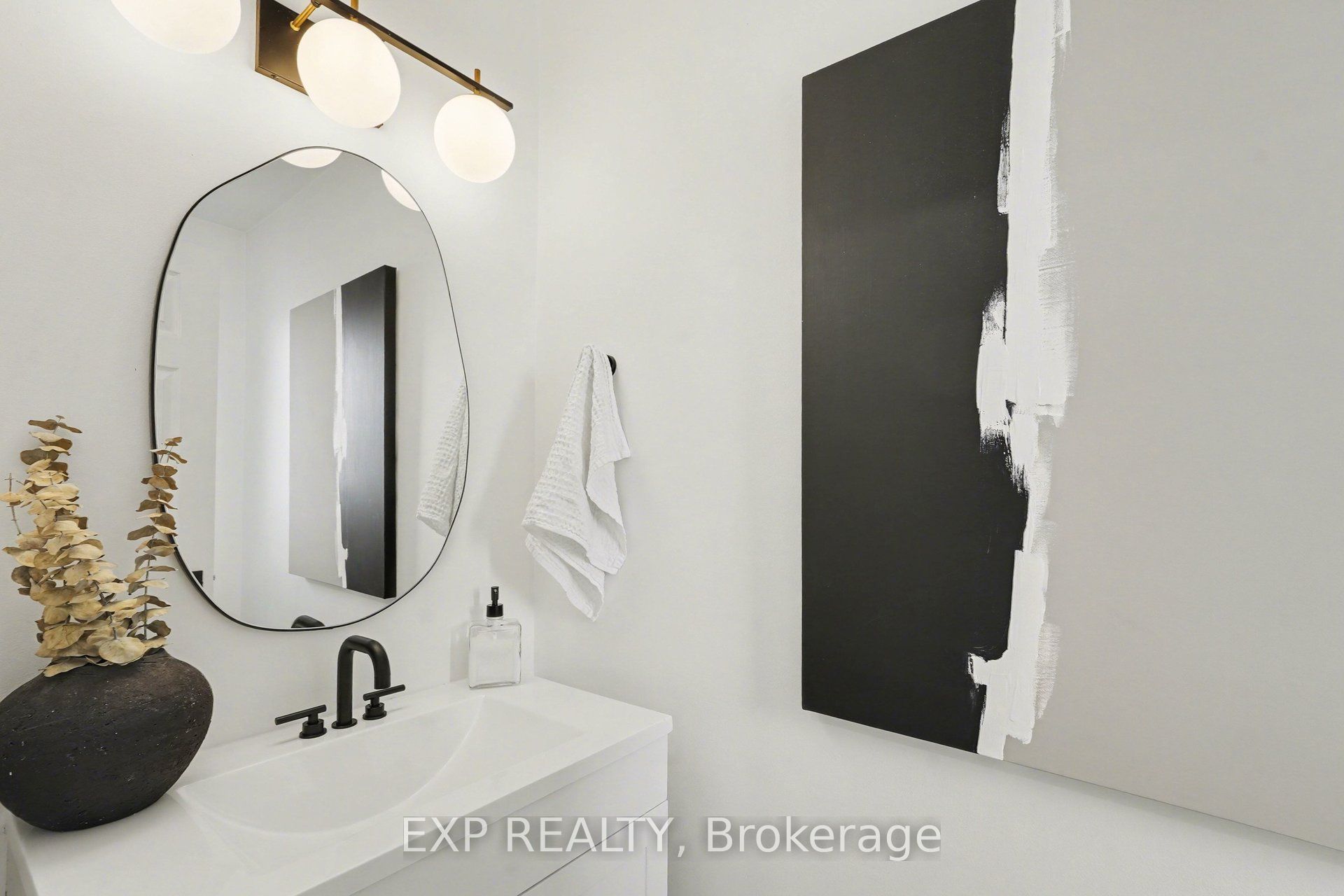 Additional image 5 of 15 Hendrie Court, Ottawa, ON, K2L 4A4