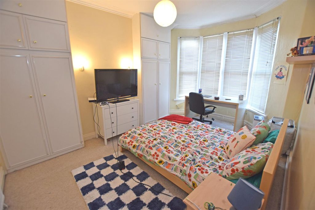 Additional image 5 of 4 bed terraced house for saleNewfoundland Road, Heath/Gabalfa, Cardiff CF14