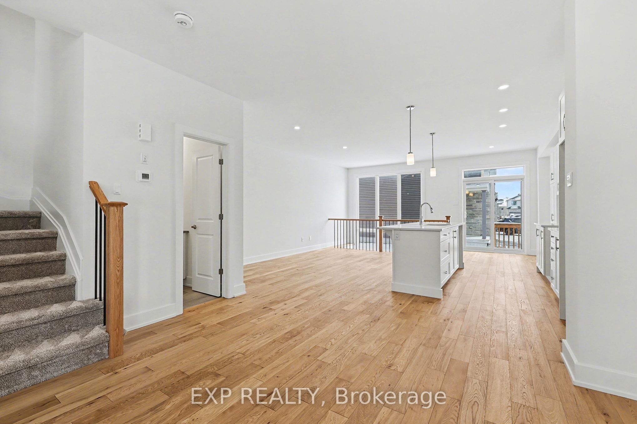 Additional image 3 of 1186 Cope Drive, Ottawa, ON, K2S 3C4