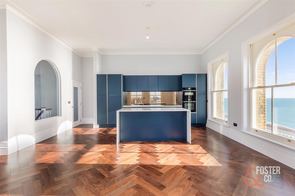 Additional image 4 of 4 bed flat for saleGrand Avenue, Hove BN3