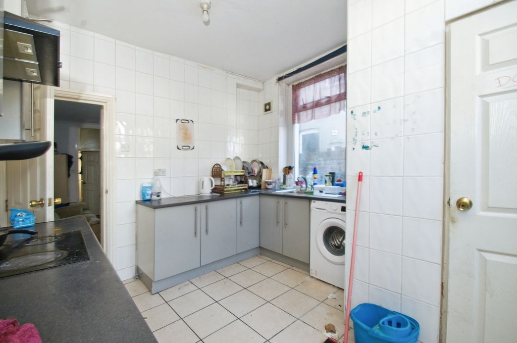 Additional image 8 of 5 bed detached house for saleAlbany Road, Cardiff CF24