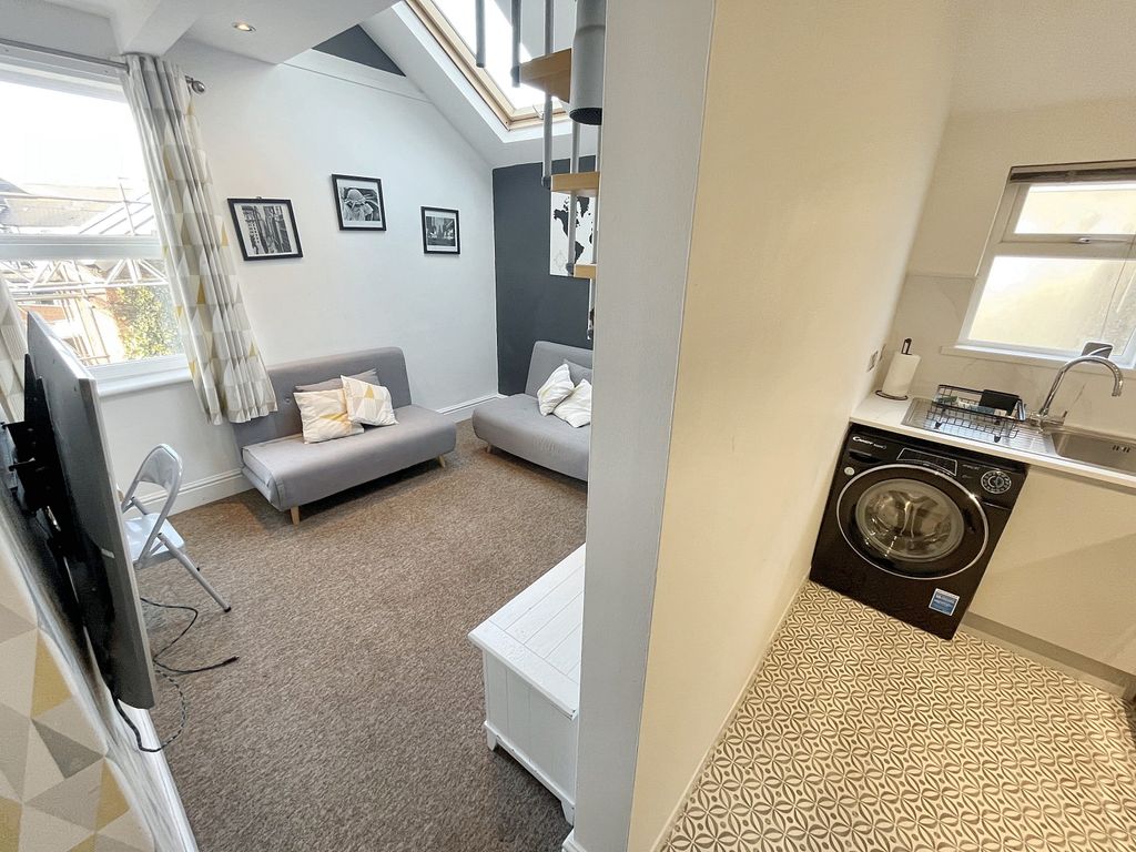 Additional image 20 of 6 bed terraced house for saleTaff Embankment, Grangetown, Cardiff CF11