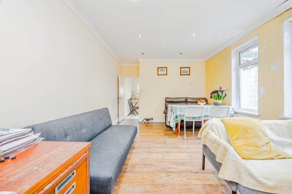 Additional image 13 of 2 bed flat for saleClaude Place, Roath, Cardiff CF24