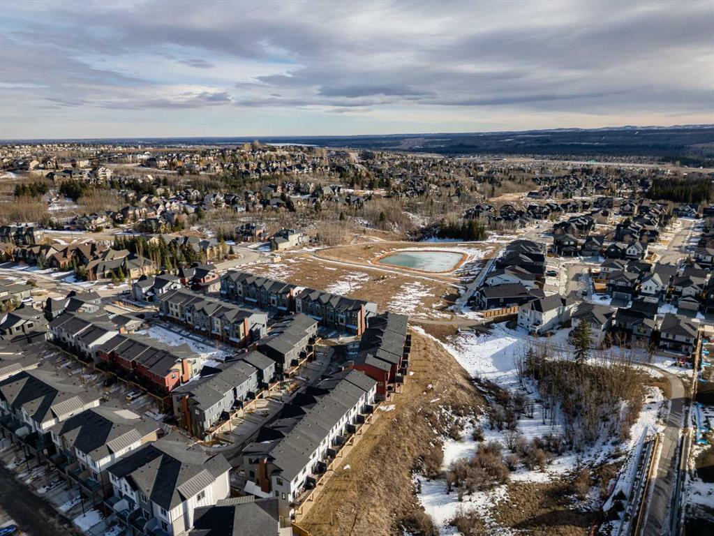 Additional image 5 of 74 Spring Willow Close SW, Calgary, AB, T3H6E8