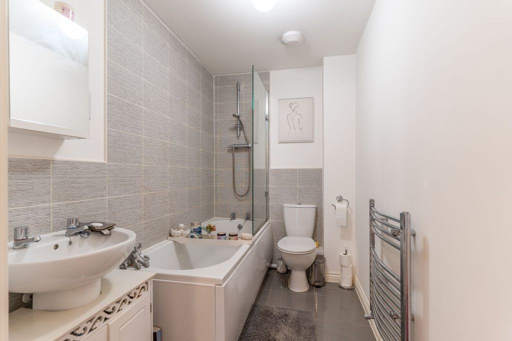 Additional image 9 of 2 bed flat for saleSwan Crescent, Newport NP19