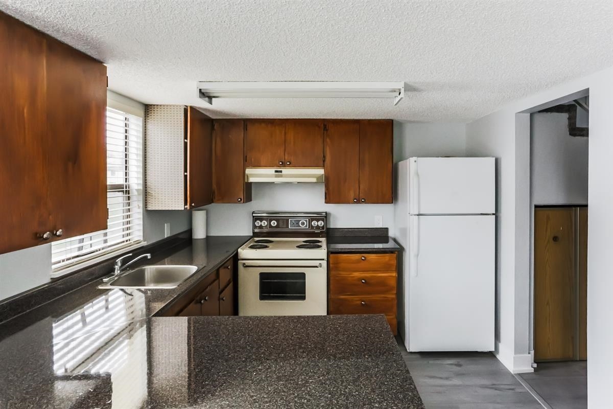 Additional image 2 of 204-13316 71b Avenue, Surrey, BC, V3W 7Z4