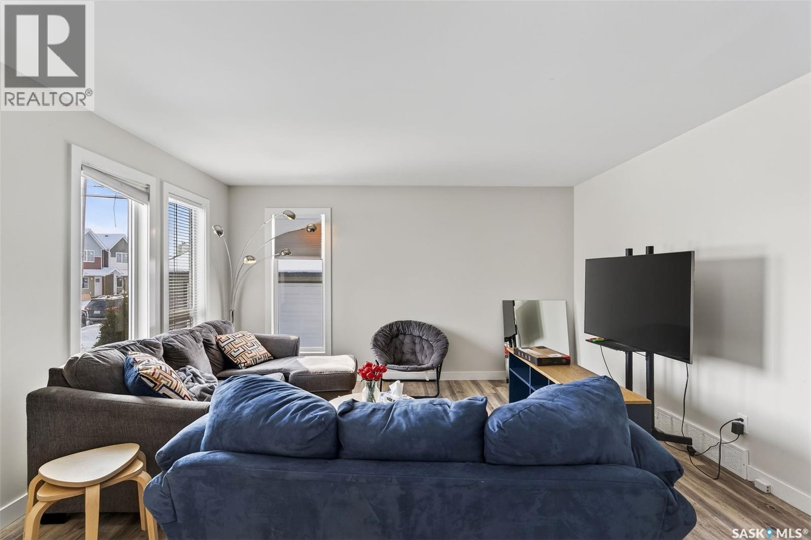 Additional image 4 of 102-104 Hedley Street, Saskatoon, SK, S7N4G4