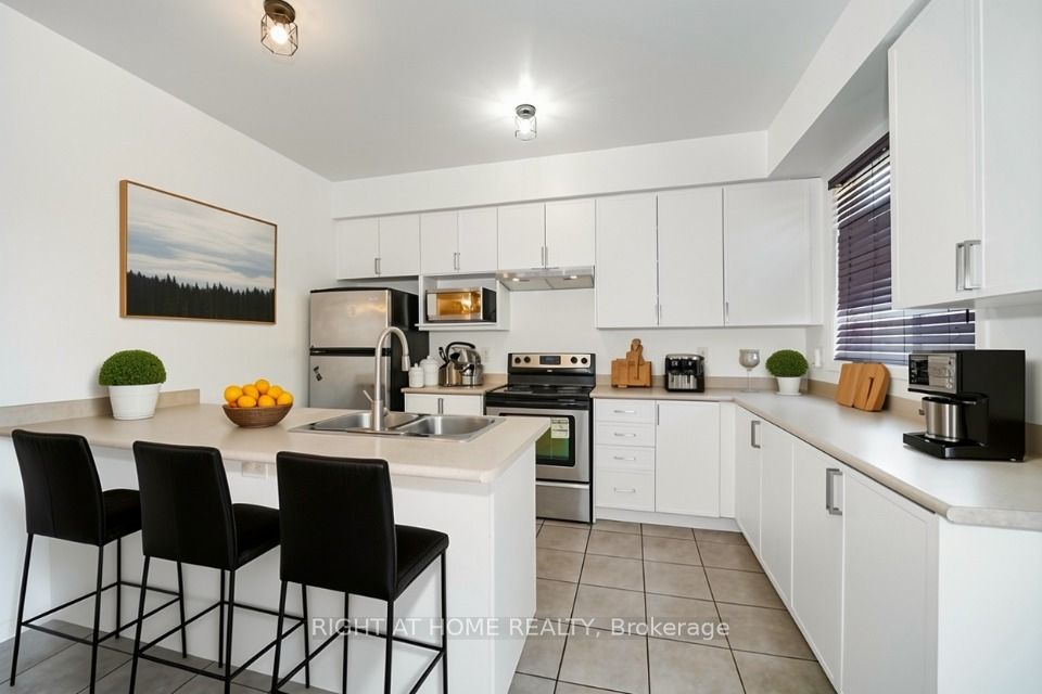 48 Curran Hall Crescent, Toronto, ON, M1G 0A2 photo 4