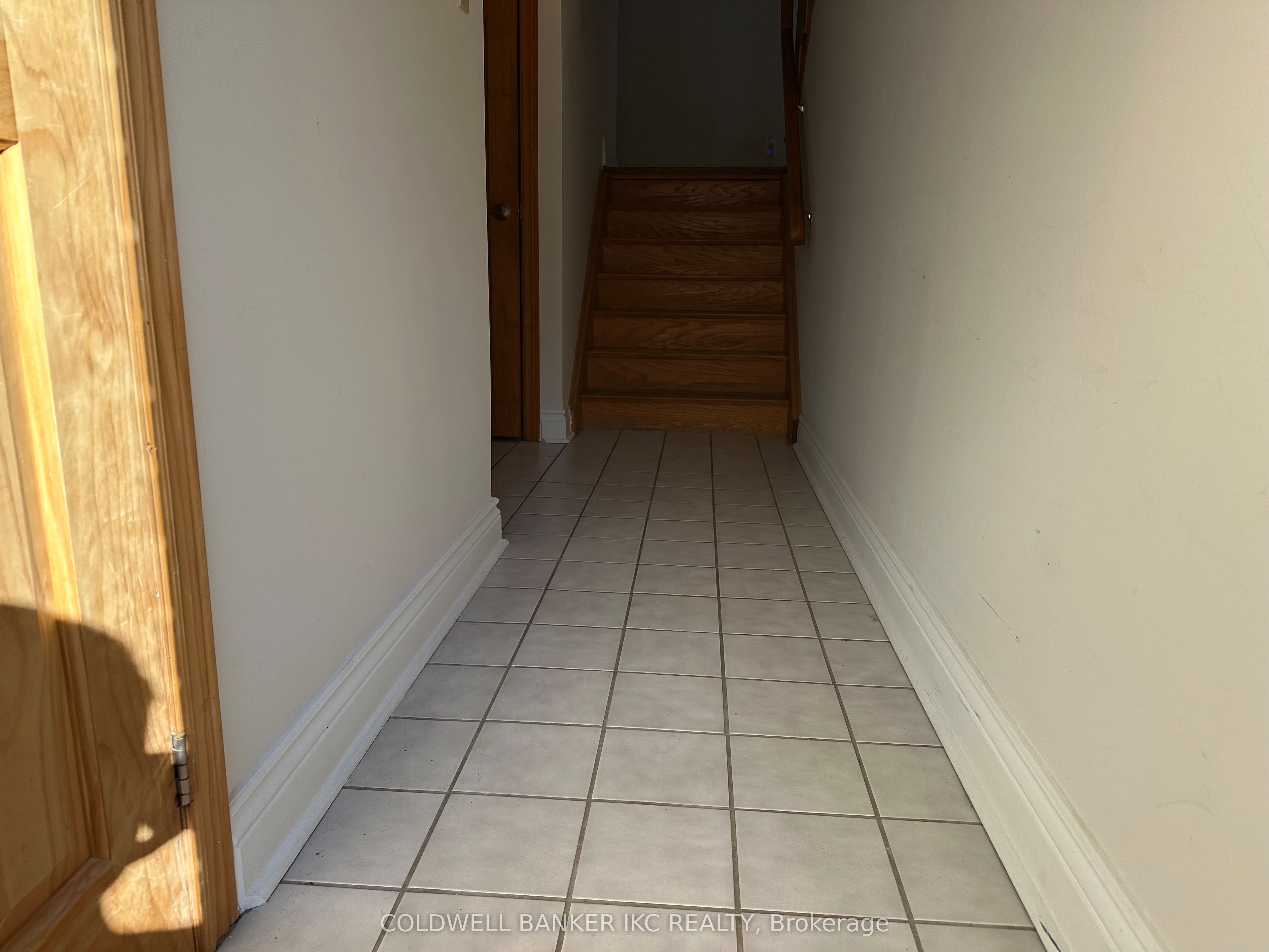 Additional image 2 of 2220 Springfield Court, Mississauga, ON, L5K 1V2