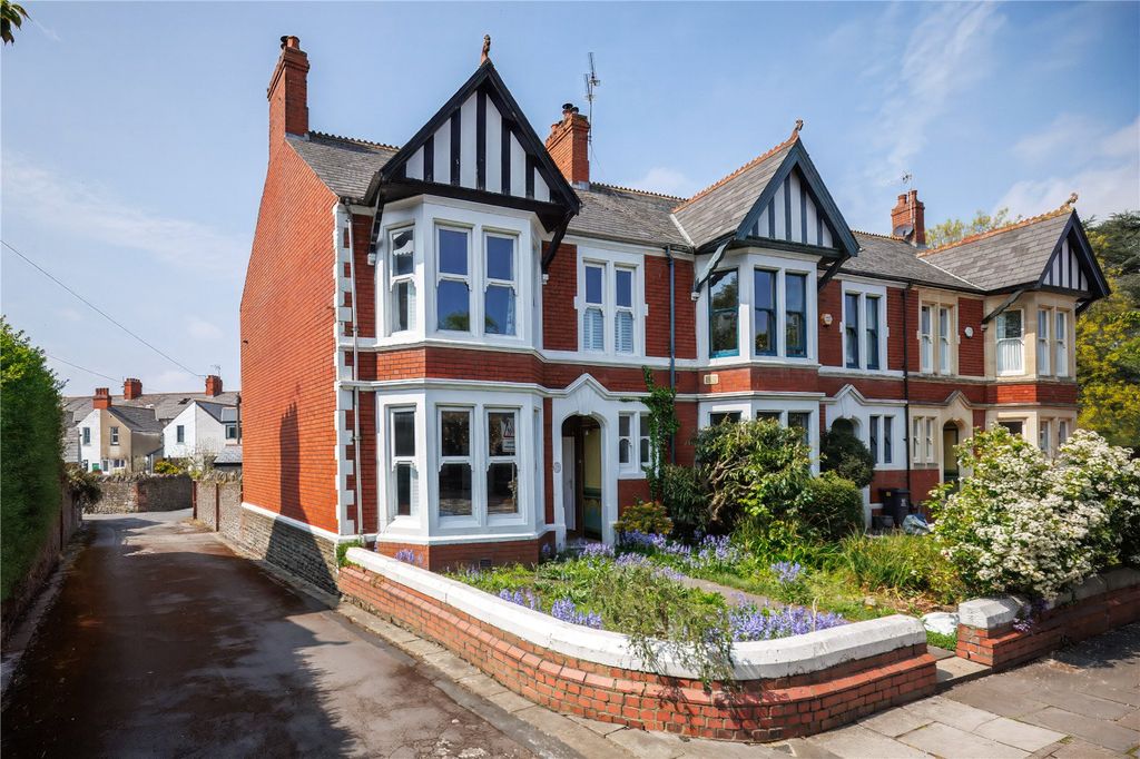 4 bed end terrace house for saleWaterloo Road, Penylan, Cardiff CF23