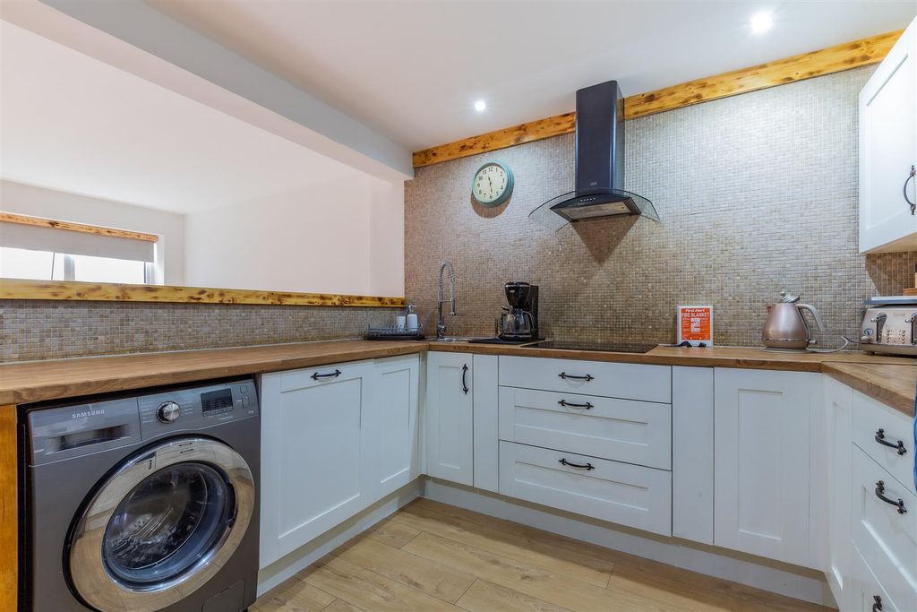 Additional image 17 of 3 bed flat for saleFitzhamon Embankment, Riverside, Cardiff CF11