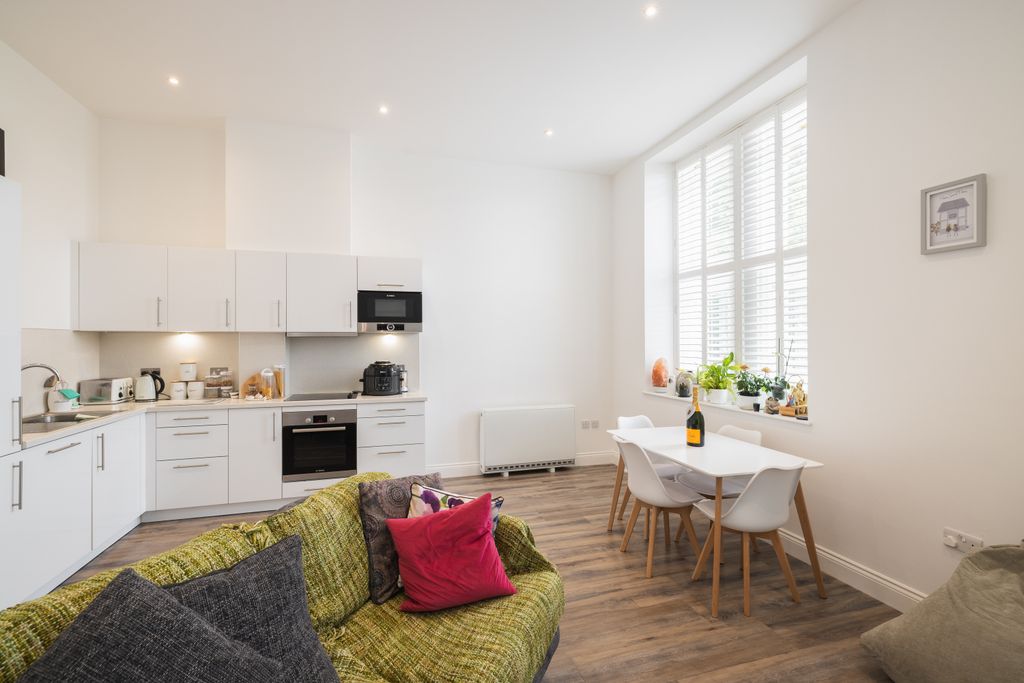 Additional image 13 of 3 bed flat for saleLa Pouquelaye, St. Helier, Jersey JE2