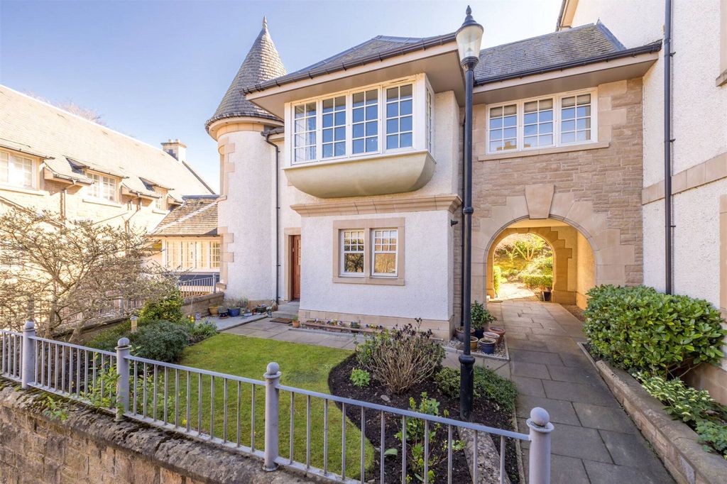 3 bed flat for saleWest Mill Bank, Edinburgh EH13