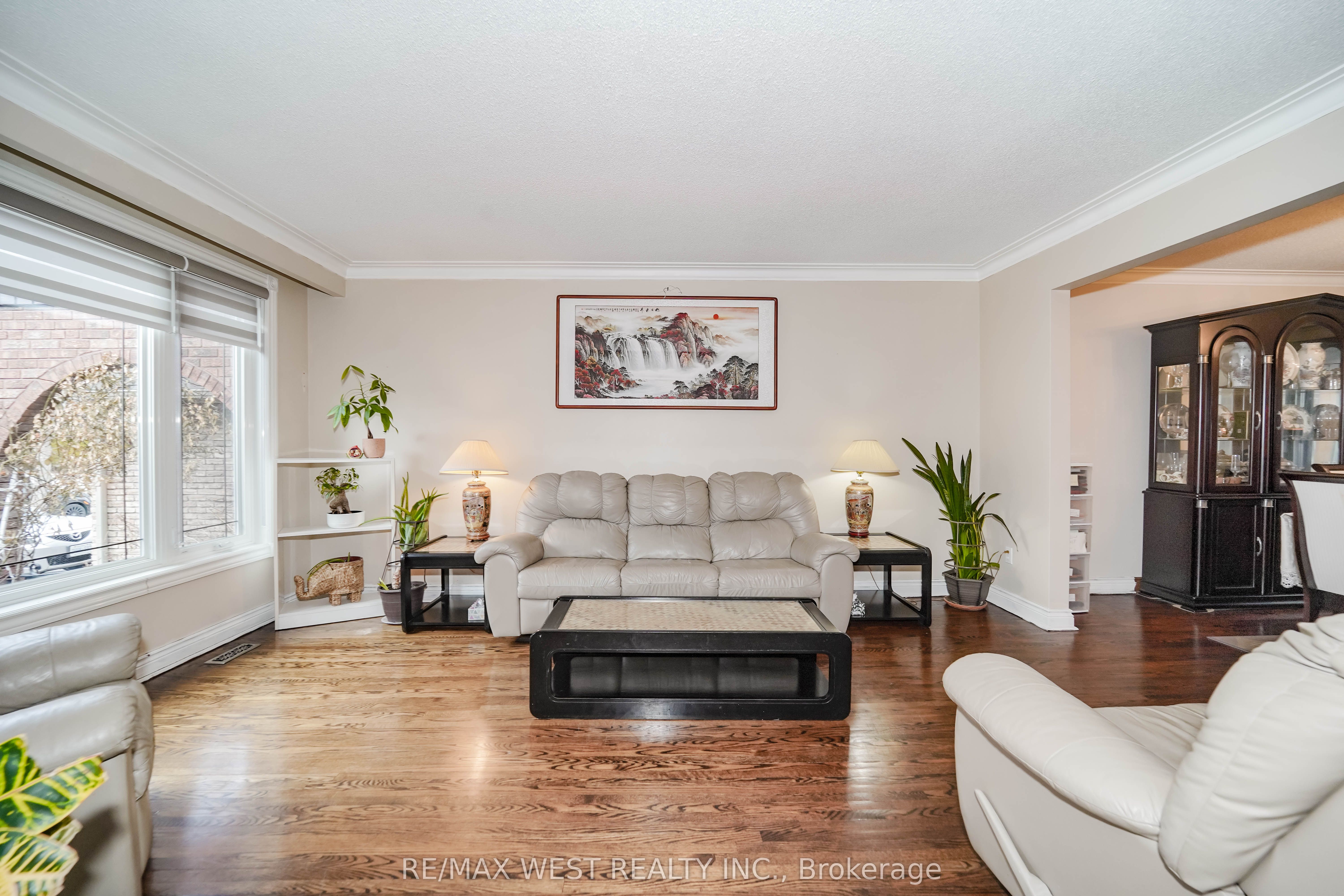 Additional image 4 of 31 Canterbury Crescent, Toronto, ON, M9A 5A4
