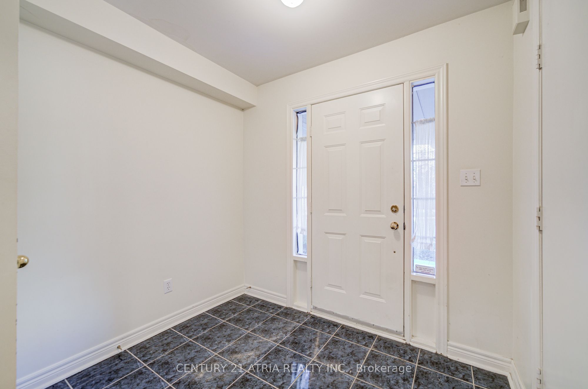 108-190 Harding Boulevard W, Richmond Hill, ON, L4C 0J9 photo 3