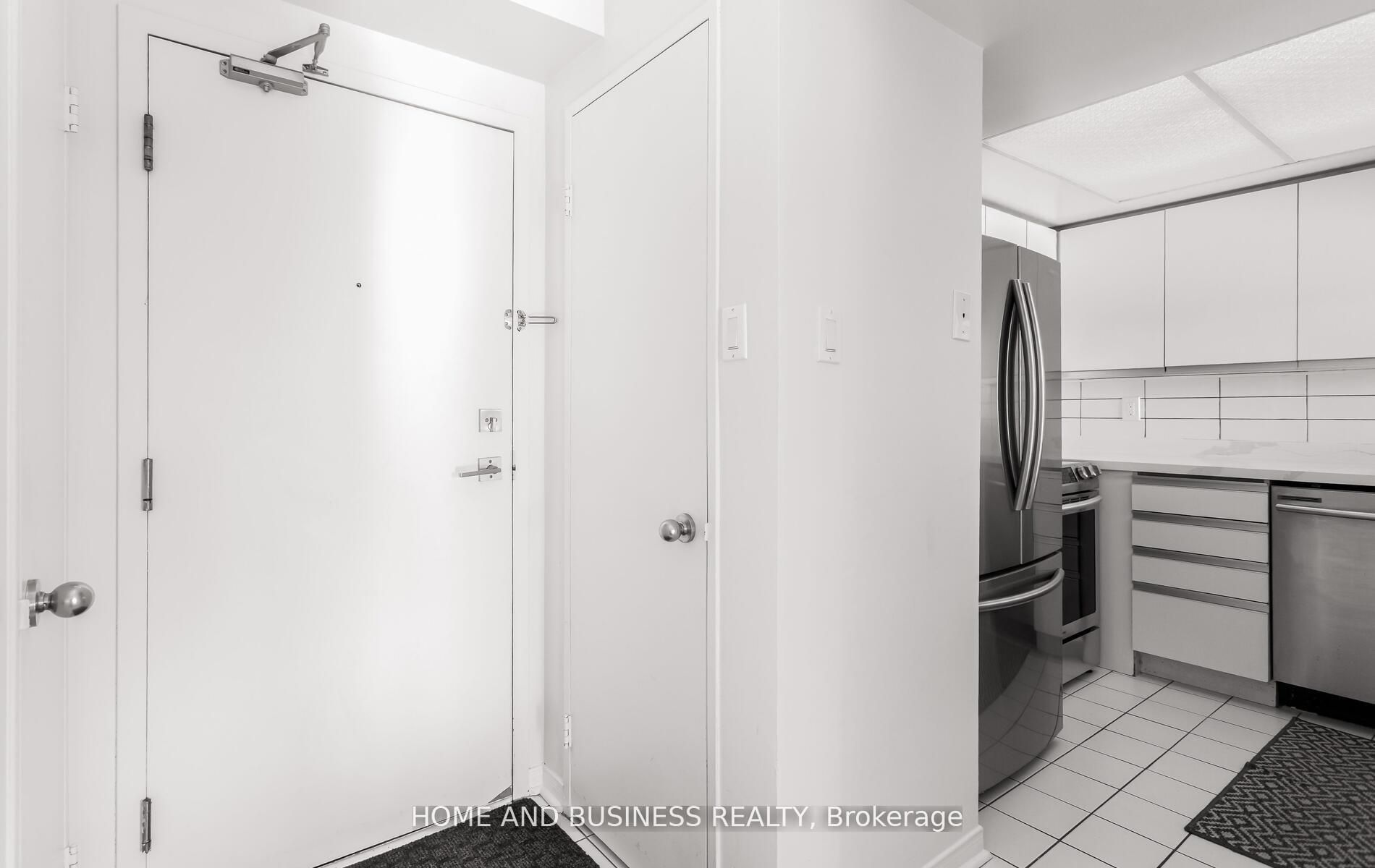 Additional image 4 of 706-75 King Street E, Mississauga, ON, L5A 4G5
