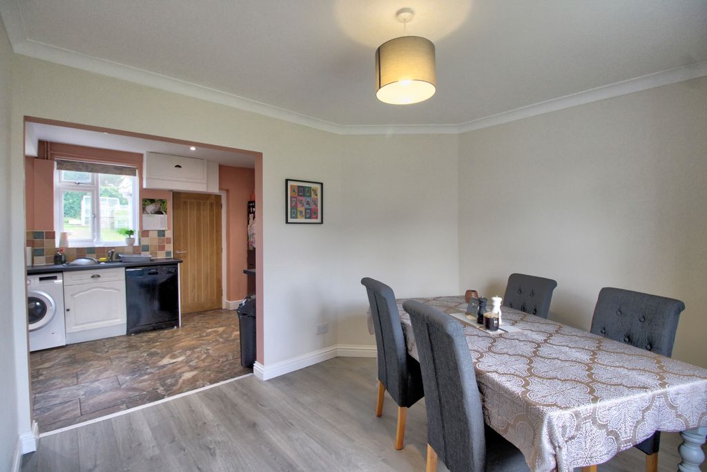 Additional image 7 of 4 bed semi-detached house for saleThe Uplands, Newport NP10