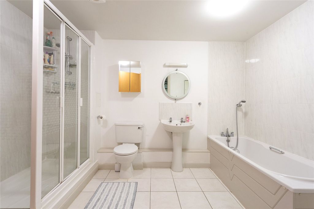 Additional image 10 of 2 bed flat for saleLeeman Road, York, North Yorkshire YO26