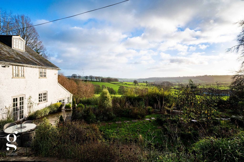 Additional image 2 of 5 bed detached house for saleGarway Hill, Hereford HR2