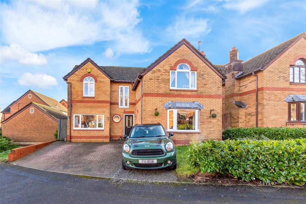Additional image 18 of 4 bed detached house for saleGlenmount Way, Thornhill, Cardiff CF14