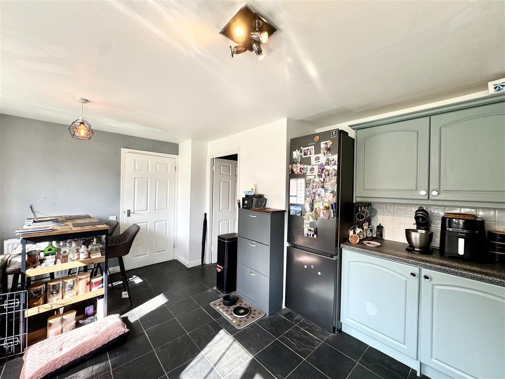 Additional image 8 of 4 bed detached house for saleWoodpecker Close, Rogiet, Caldicot NP26