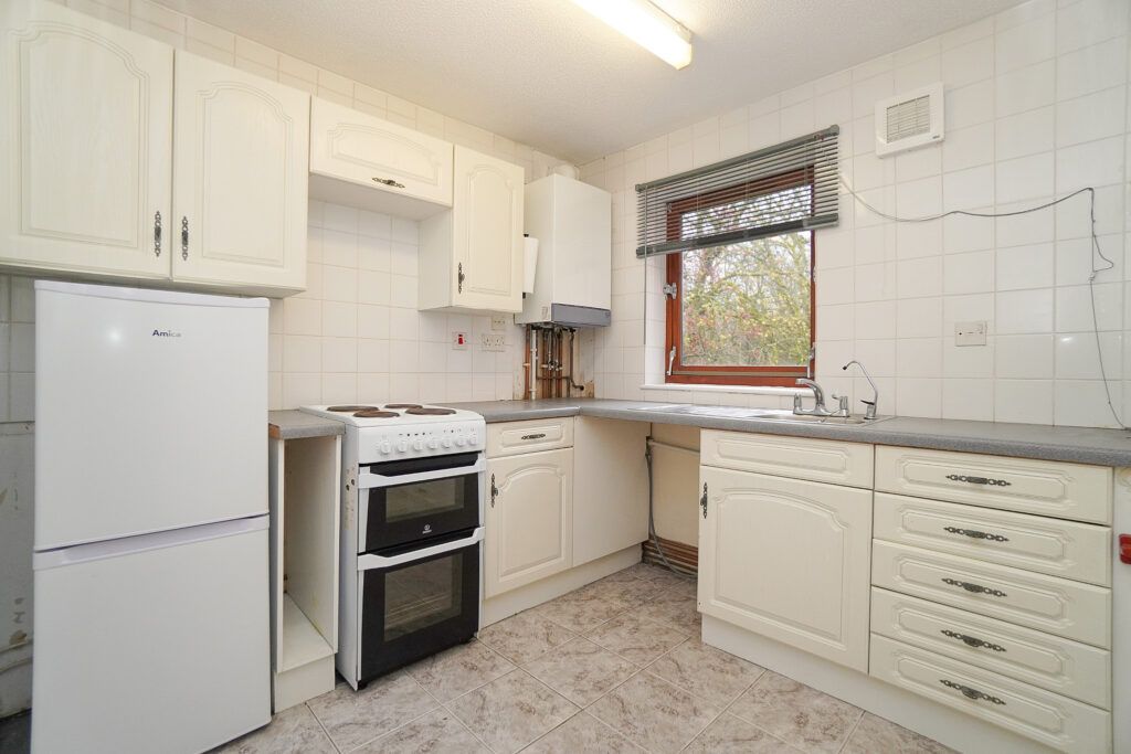 Additional image 6 of 2 bed flat for saleFairways View, Hardgate G81