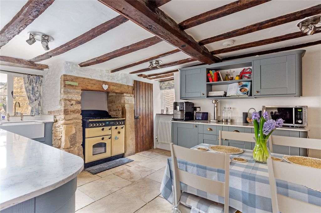 Additional image 3 of 4 bed terraced house for saleHigh Street, Marshfield SN14