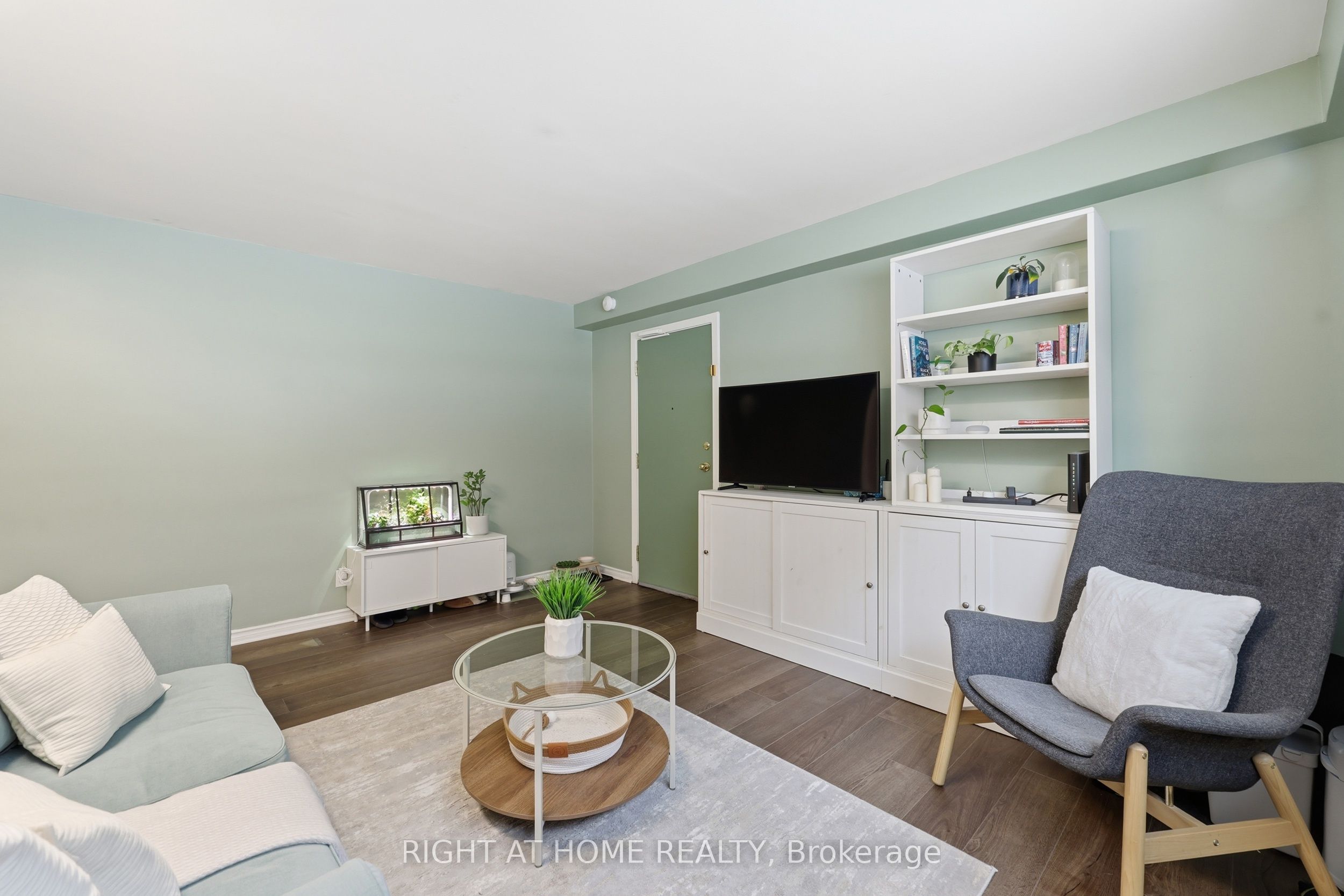 Additional image 3 of 11-223 Macnab Street S, Hamilton, ON, L8P 3C9
