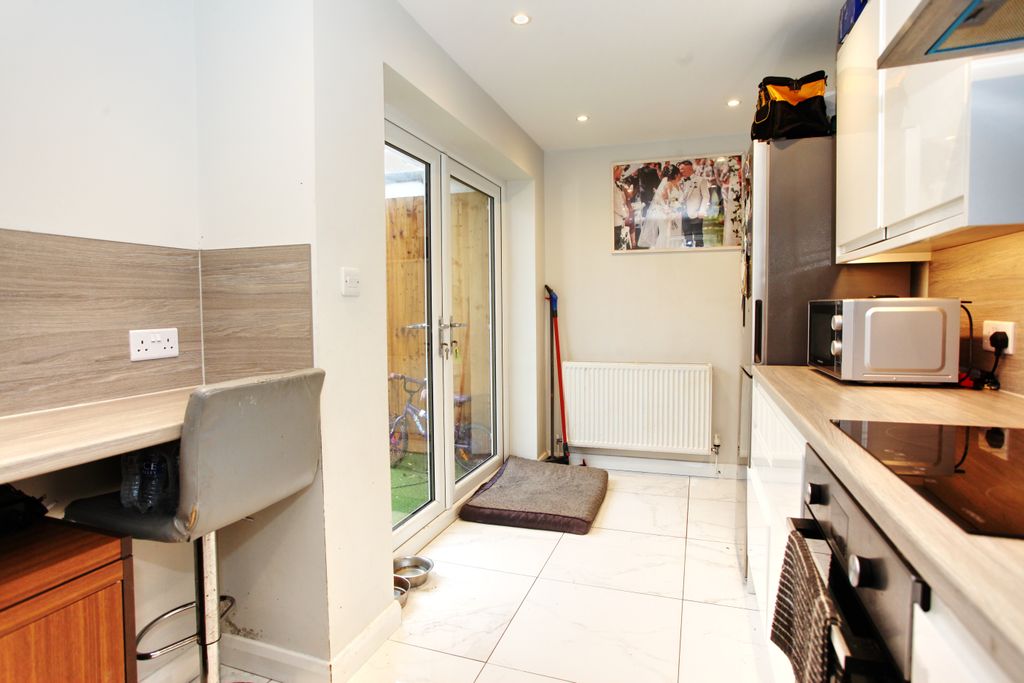 Additional image 9 of 3 bed semi-detached house for saleAlder Grove, Newport NP20
