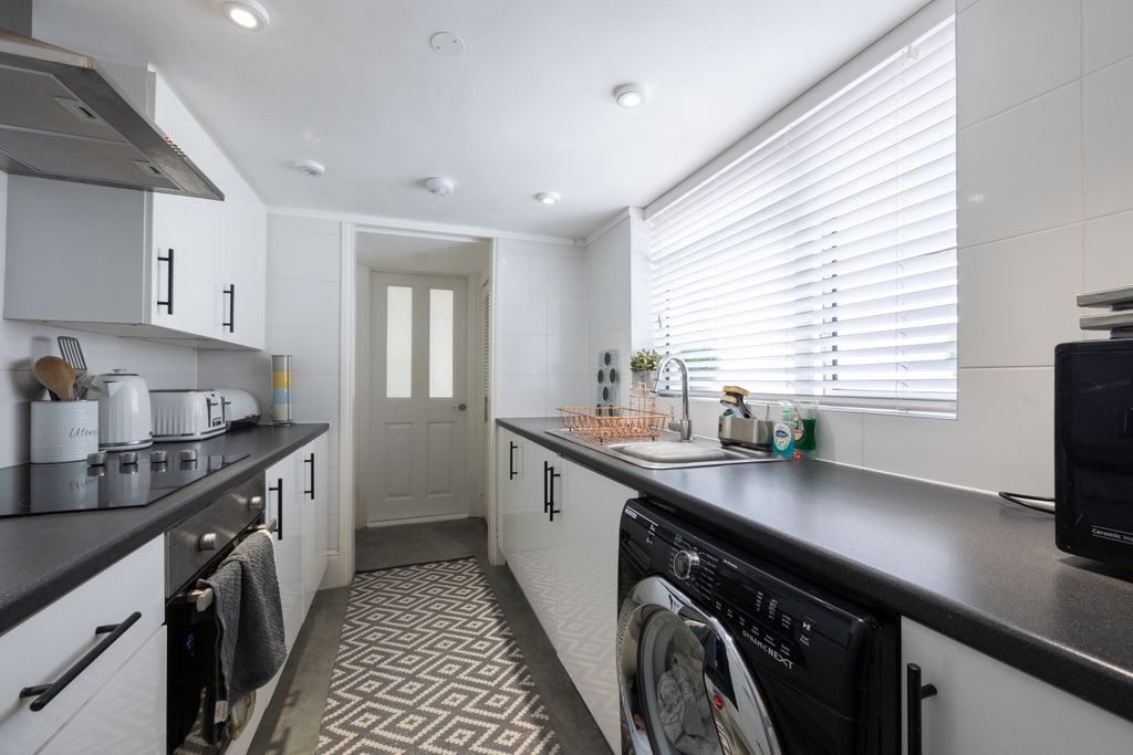 Additional image 17 of 1 bed flat for sale25 Duhamel Place, St. Helier, Jersey JE2