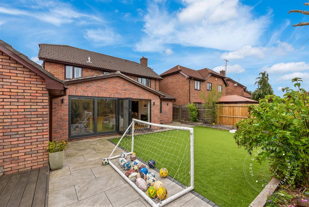 Additional image 50 of 4 bed detached house for saleBaynton Close, Llandaff, Cardiff CF5