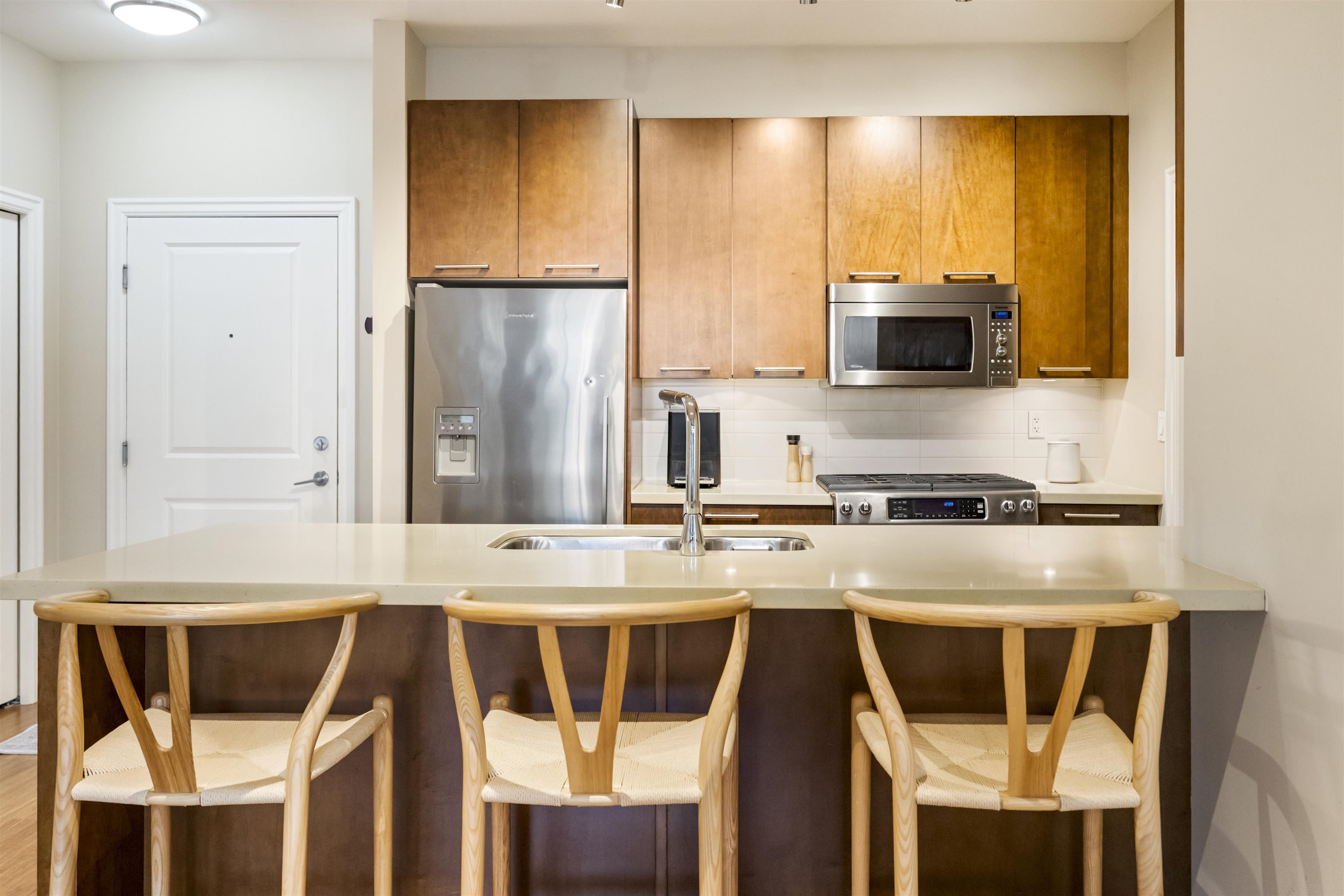 Additional image 4 of 111-3355 Rosemary Heights Drive, Surrey, BC, V3Z 2H5
