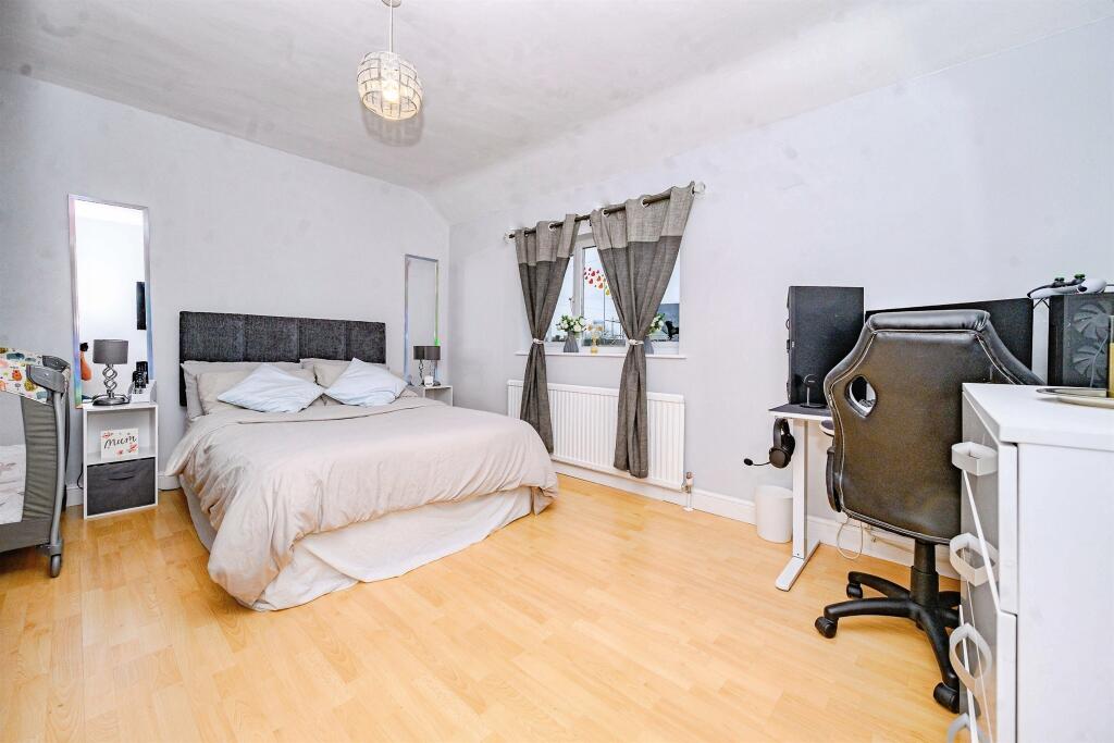 Additional image 12 of Cecil Crescent, Hatfield