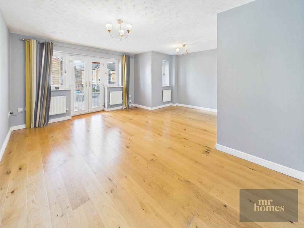Additional image 2 of 4 bed town house for saleReardon Smith Court, Fairwater, Cardiff CF5