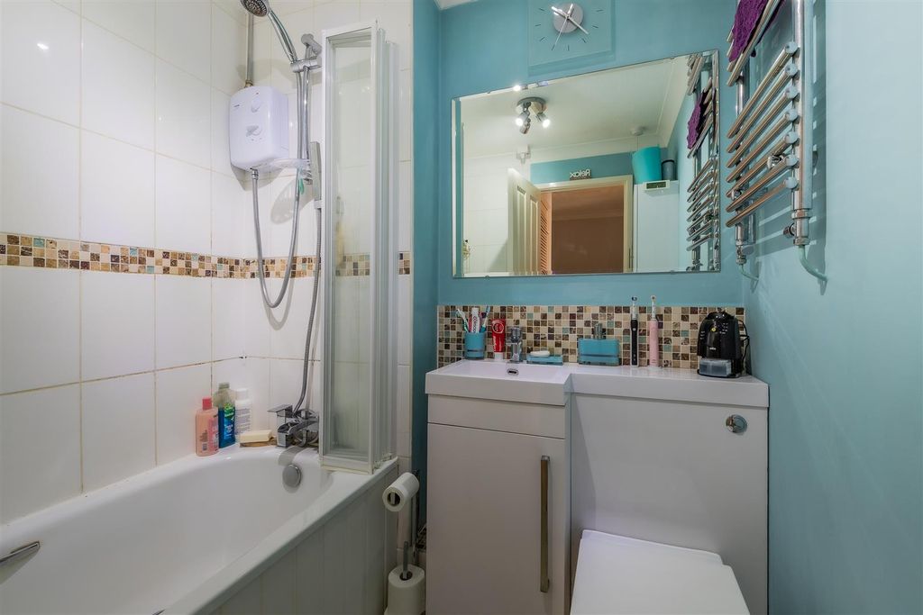 Additional image 13 of 4 bed detached house for saleArundel Place, City Gardens, Cardiff CF11