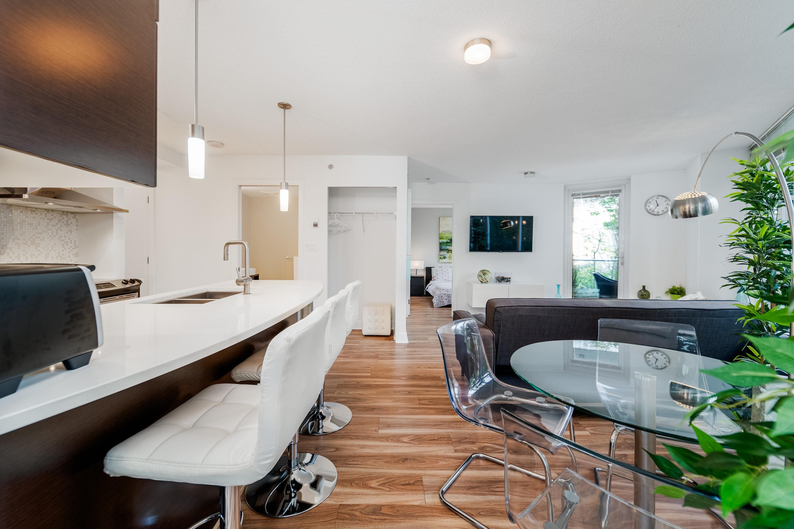 Additional image 6 of 301-689 Abbott Street, Vancouver, BC, V6B 0J2
