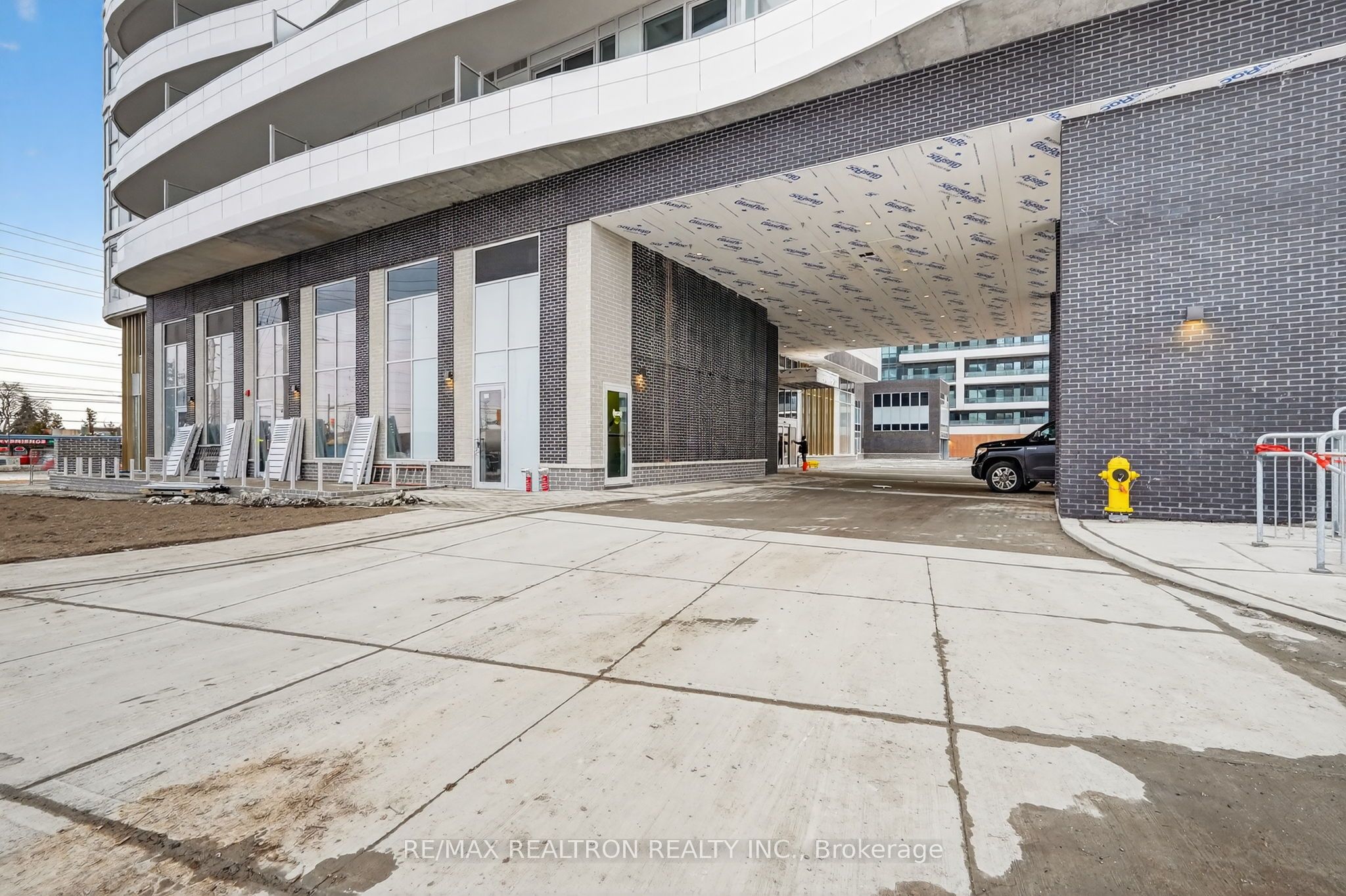 Additional image 3 of 301-1010 Sandy Beach Road, Pickering, ON, L1W 3V9