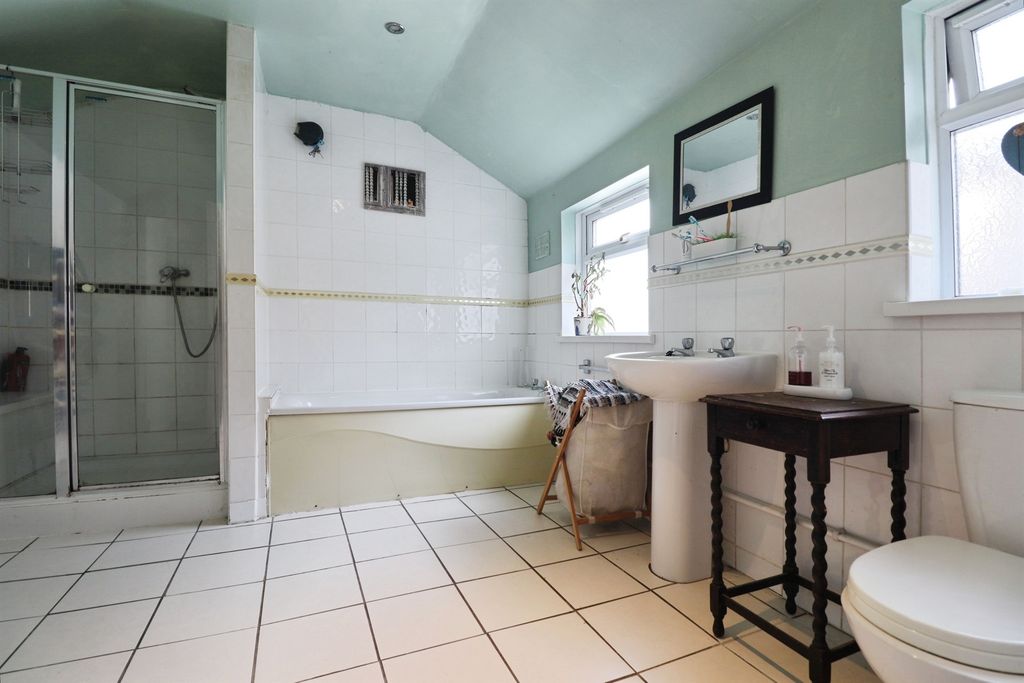 Additional image 15 of 3 bed end terrace house for salePearl Street, Cardiff CF24