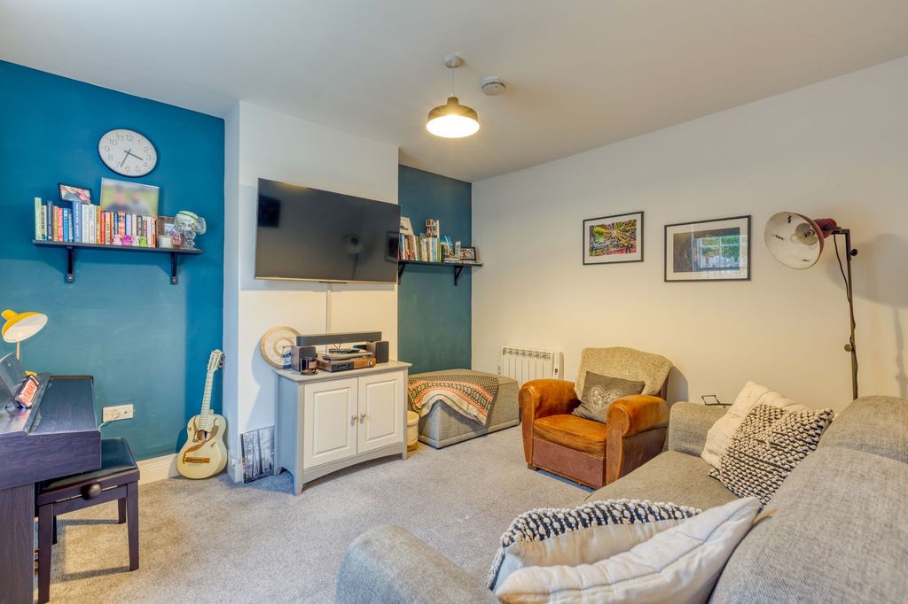 Additional image 3 of 2 bed property for sale2 Brooklyn Mews, St Helier JE2