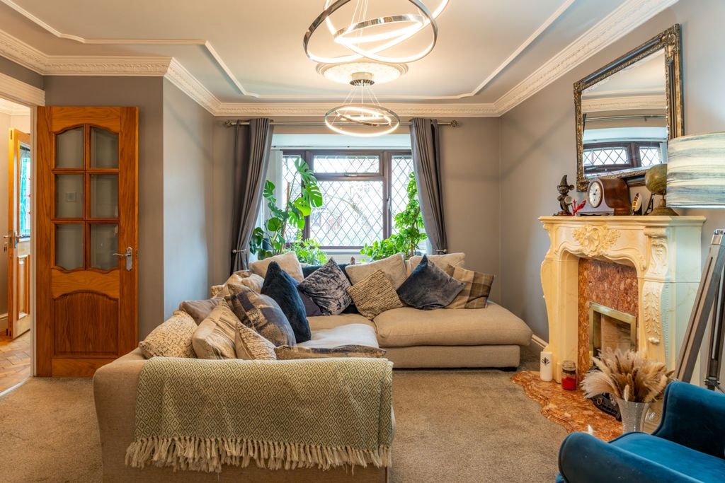 Additional image 7 of 4 bed detached house for salePennyfarthing Lane, Undy NP26