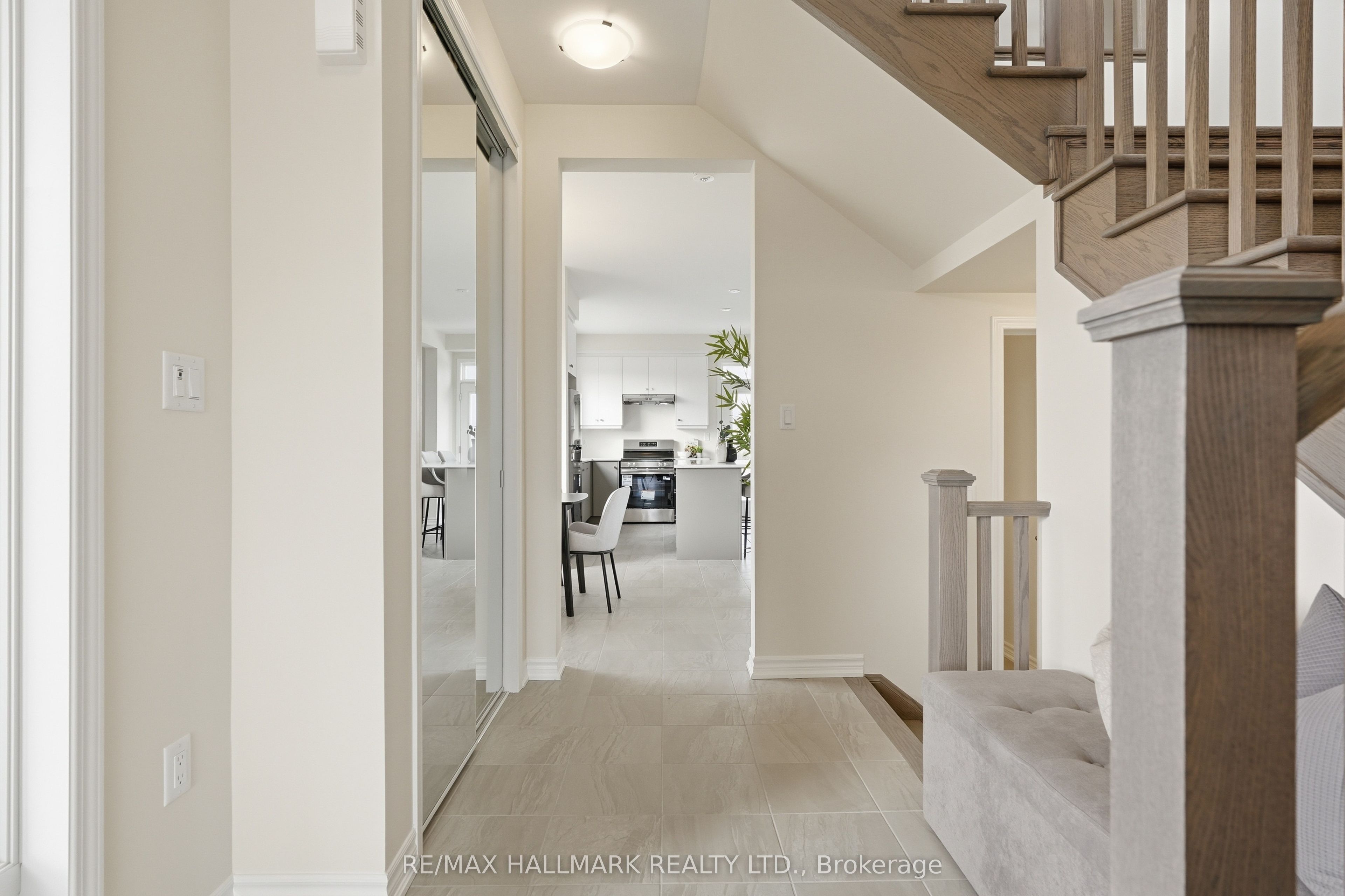 Additional image 6 of 96 Vinewood Crescent, Barrie, ON, L9J 1B4