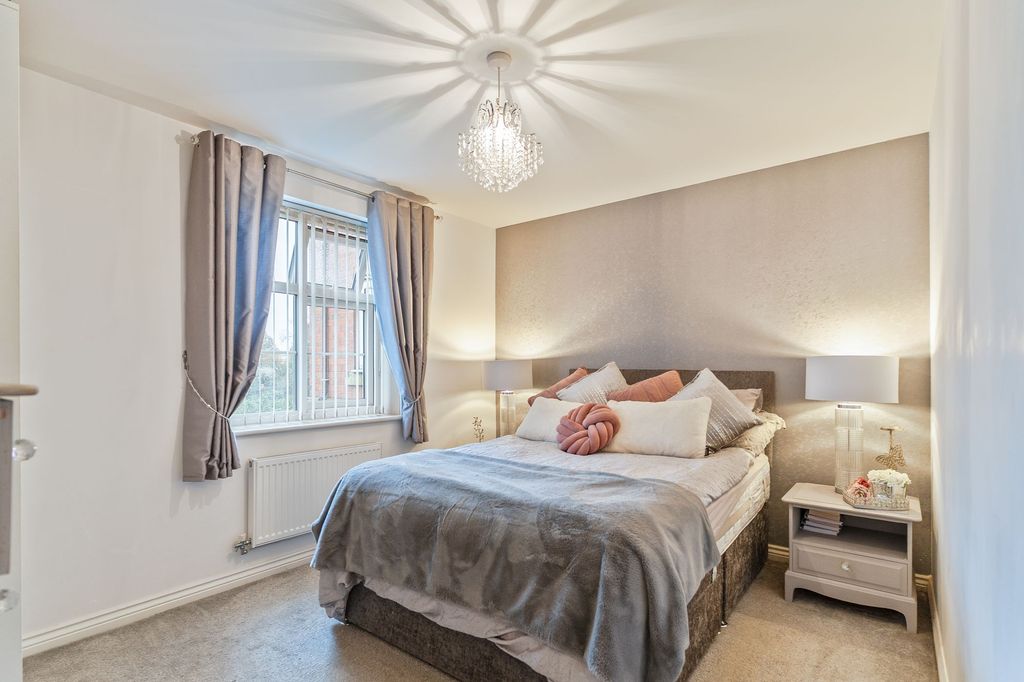 Additional image 5 of 2 bed flat for saleSwan Crescent, Newport NP19