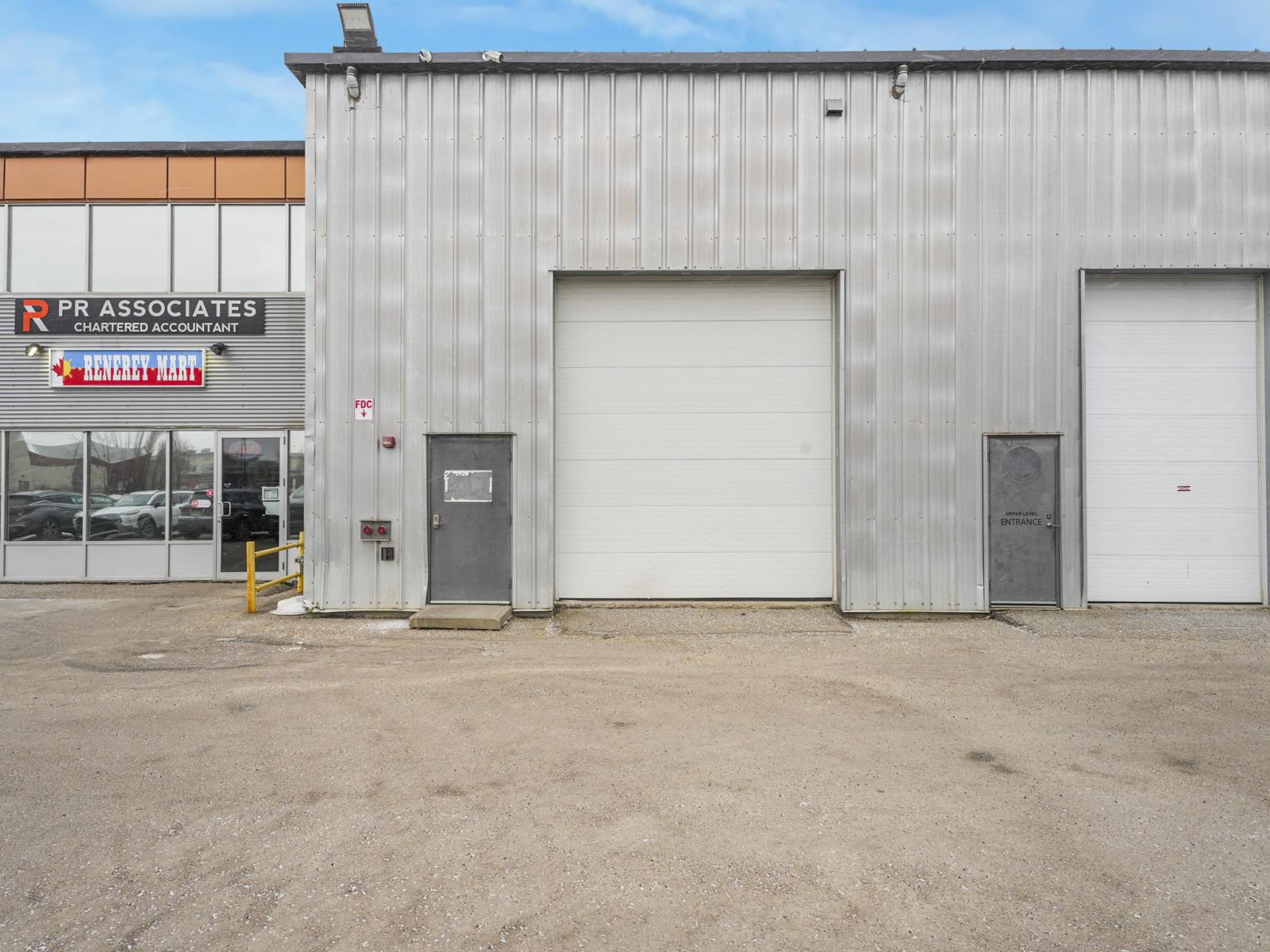2908 Ellwood Drive SW, Edmonton, AB, T6X0A9 photo 4