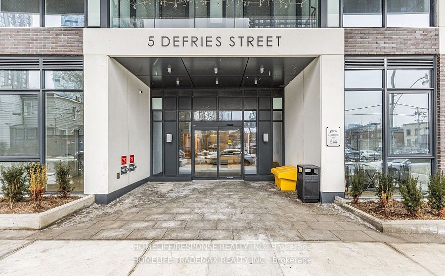 Additional image 2 of 816-5 Defries Street, Toronto, ON, M5A 0W7